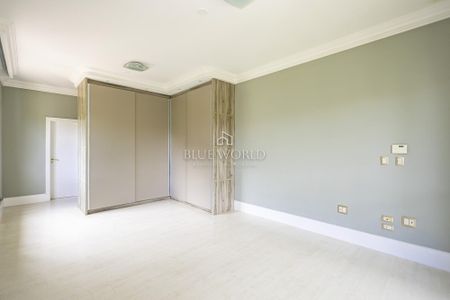 23_photo/94dce11469.54b8780a509023fd-ATLAS-d46c3fda-e71e-48b2-8cba-232b6662e62e.jpg de casa de condomínio à venda com 6 quartos, 805m² em São João, Curitiba