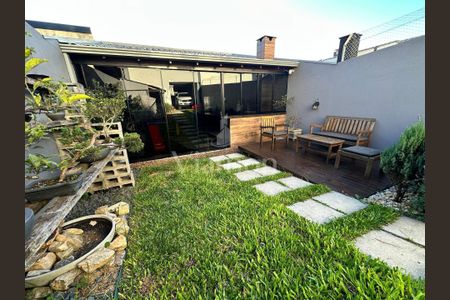 19_photo/94dce12307.6d966f5fb5582f4e-ATLAS-5f0a5304-7bb4-4b9d-b4b6-2f53f10cc82c.jpg de casa à venda com 3 quartos, 180m² em Pilarzinho, Curitiba