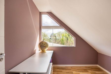 4_photo/94dce1262d.4579229d3db6466f-ATLAS-308c9f7c-3f81-46a9-a02b-e01a8a2f04cc.jpg de casa à venda com 3 quartos, 181m² em Pilarzinho, Curitiba