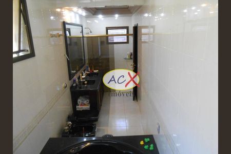 28_photo/94dce12651.a9fe67ee86852afe-ATLAS-4a4b247f-2f7d-4b22-8617-a8f14096bdfd.jpg de casa à venda com 4 quartos, 300m² em Pilarzinho, Curitiba