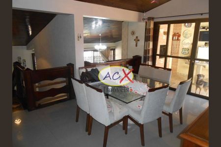 17_photo/94dce12651.a9fe67ee86852afe-ATLAS-c3d0edea-986c-432d-bef2-81a64e6b5cd5.jpg de casa à venda com 4 quartos, 300m² em Pilarzinho, Curitiba