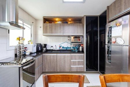 5_photo/94dce127c1.332de8d9d95b30b2-ATLAS-707ba2f9-e83e-4597-98fd-495521485d07.jpg de casa à venda com 3 quartos, 107m² em Pilarzinho, Curitiba