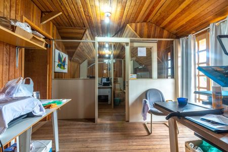 6_photo/94dce127d9.01e58fe0f594459a-ATLAS-7d4e43f7-211e-4670-8d02-61dba912729f.jpg de casa à venda com 4 quartos, 263m² em Pilarzinho, Curitiba