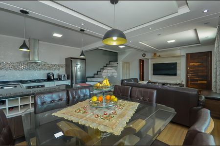 12_photo/94dce1286f.59b9fa3339c8dcb8-ATLAS-7f841512-8b38-4e3a-b3f9-c40c20b46560.jpg de casa à venda com 4 quartos, 270m² em Pilarzinho, Curitiba