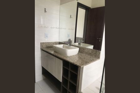 23_photo/94dce128cb.ad2cee766f91286f-ATLAS-e20140f8-5e63-4d8d-919e-081a81afbac9.jpg de casa à venda com 3 quartos, 198m² em Pilarzinho, Curitiba