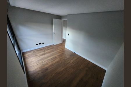 10_photo/94dce129b3.7cc5f6eb30674ee3-ATLAS-8a94b3ff-30e1-44bc-8cca-6fc82d1c85d9.jpg de casa à venda com 3 quartos, 166m² em Pilarzinho, Curitiba