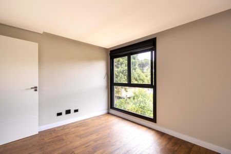 8_photo/94dce12b8d.a02bc50729c16a65-ATLAS-01cc2ec5-8298-48d1-a817-3da3d75b958e.jpg de casa à venda com 3 quartos, 166m² em Pilarzinho, Curitiba