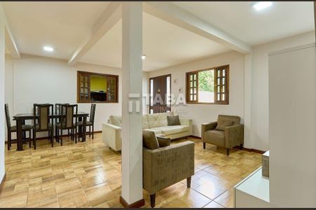 15_photo/94dce12cf7.d83ba18c48a1246b-ATLAS-c22dd73b-34f4-4ded-be9c-da3e1cf7b7f3.jpg de casa à venda com 3 quartos, 122m² em Pilarzinho, Curitiba