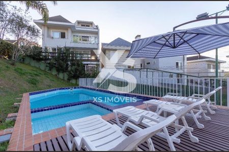 10_photo/94dce12d55.ceff8192393c33de-ATLAS-b4148b9e-5a0a-40e6-bfc2-e9f5d93e390a.jpg de casa à venda com 3 quartos, 220m² em Pilarzinho, Curitiba