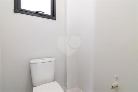 36_photo/94dce12d55.ceff8192393c33de-ATLAS-b5978c5e-e27b-4e87-9346-ecb33b93a5cf.jpg de casa à venda com 3 quartos, 166m² em Pilarzinho, Curitiba