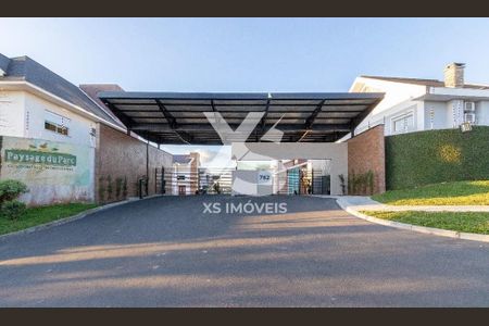 6_photo/94dce12d55.ceff8192393c33de-ATLAS-c9f88c40-cc59-4ffb-8a80-e1479ea11827.jpg de casa à venda com 3 quartos, 220m² em Pilarzinho, Curitiba