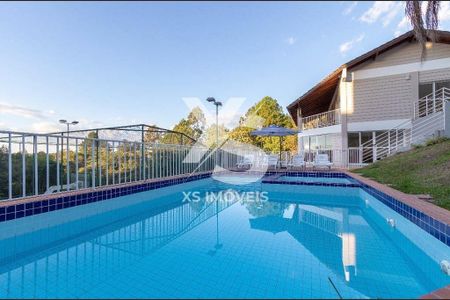 5_photo/94dce12d55.ceff8192393c33de-ATLAS-e7f82946-d44d-4fe9-9237-19b910dfd963.jpg de casa à venda com 3 quartos, 220m² em Pilarzinho, Curitiba