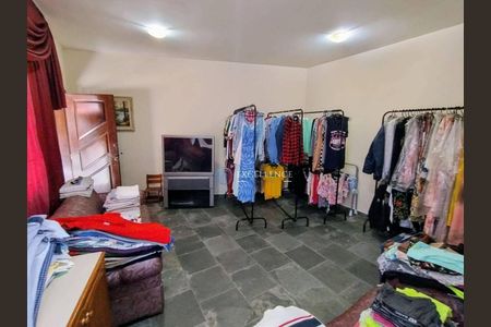 37_photo/94dce12daf.c696d6dfecea6f1c-ATLAS-c78a37f2-1b37-4249-b7eb-bbac9c2ca1cb.jpg de casa à venda com 4 quartos, 288m² em Pilarzinho, Curitiba