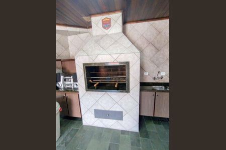 39_photo/94dce12daf.c696d6dfecea6f1c-ATLAS-eef5bc5b-27f2-4a8a-befc-f9edfe93b268.jpg de casa à venda com 4 quartos, 288m² em Pilarzinho, Curitiba