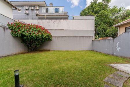 19_photo/94dce12ec5.19e03aecb237846c-ATLAS-bcfda945-38f2-4e59-bdba-5b65d0e4dca6.jpg de casa à venda com 4 quartos, 270m² em Pilarzinho, Curitiba