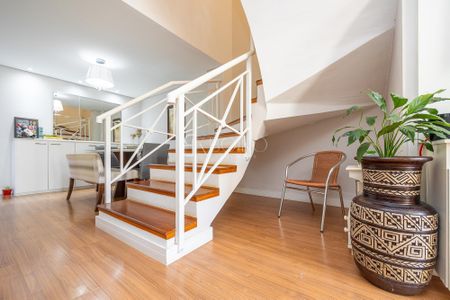 17_photo/94dce12ec5.21b2fa202967d017-ATLAS-3578c22b-cf20-4f65-bf85-5f2eb08a86e6.jpg de casa à venda com 3 quartos, 115m² em Pilarzinho, Curitiba