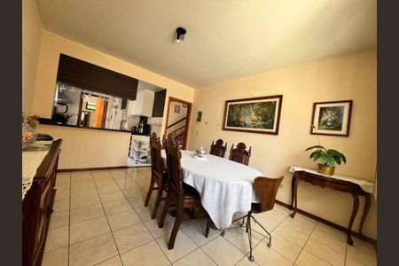 11_photo/94dce12edd.3be18b52e244e7c2-ATLAS-6d8b767b-d76b-4276-8771-16ce964f3359.jpg de casa para alugar com 4 quartos, 320m² em Pilarzinho, Curitiba