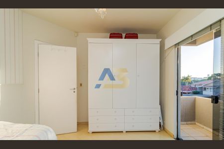5_photo/94dce12fa9.f279df7ab7105e24-ATLAS-20023f76-57c1-4b85-966a-24ebb955e7ee.jpg de casa à venda com 4 quartos, 270m² em Pilarzinho, Curitiba