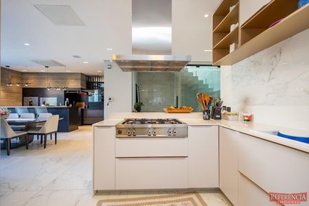 7_photo/94dce130ad.54c69a68f28b54d3-ATLAS-26ff49eb-e2f2-4ad8-896a-22cc67ce9ce9.jpg de casa à venda com 3 quartos, 521m² em Pilarzinho, Curitiba