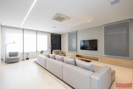 4_photo/94dce130ad.54c69a68f28b54d3-ATLAS-7dfd7ecd-8a1a-4718-a30b-d553386646a6.jpg de casa à venda com 3 quartos, 521m² em Pilarzinho, Curitiba