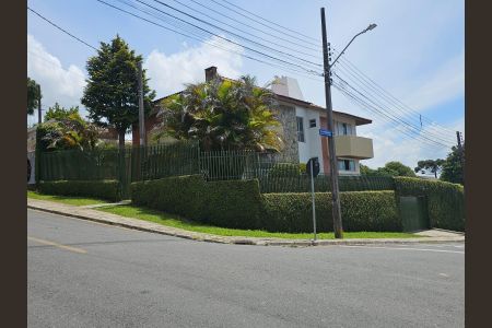 50_photo/94dce130d9.7954feb32d1ae247-ATLAS-7cf0a152-7eb7-4cc2-a480-87e04d20e5ba.jpg de casa à venda com 4 quartos, 313m² em Pilarzinho, Curitiba