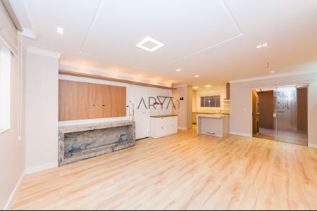 10_photo/94dce130fb.a1b59680d37805c0-ATLAS-b7193a4d-c2bd-4a5e-a1db-93379035d87e.jpg de casa à venda com 3 quartos, 149m² em Pilarzinho, Curitiba