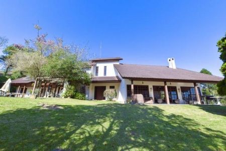 9_photo/94dce1317f.d860d137df15aeab-ATLAS-aa4caa3d-3e31-4992-8cae-85dadbcf2441.jpg de casa à venda com 5 quartos, 656m² em Pilarzinho, Curitiba