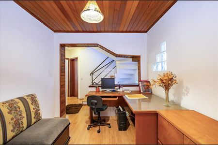 4_photo/94dce1338b.20b1407c08fdccdc-ATLAS-1ab03c19-81a1-4857-943d-2f9d92a0fd8b.jpg de casa à venda com 4 quartos, 344m² em Pilarzinho, Curitiba