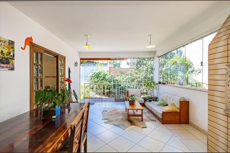 8_photo/94dce1338b.20b1407c08fdccdc-ATLAS-6fd002de-8126-47b1-921e-0fac23345d99.jpg de casa à venda com 4 quartos, 344m² em Pilarzinho, Curitiba