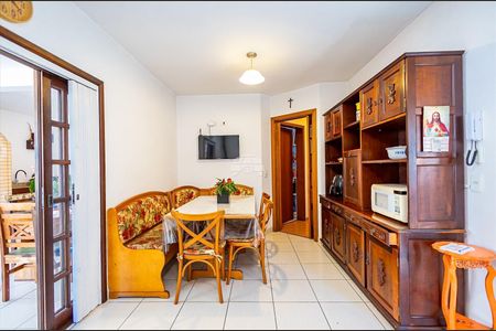 12_photo/94dce1338b.20b1407c08fdccdc-ATLAS-fd5db02b-db22-46dd-b3d9-32177dc3a1c0.jpg de casa à venda com 4 quartos, 344m² em Pilarzinho, Curitiba