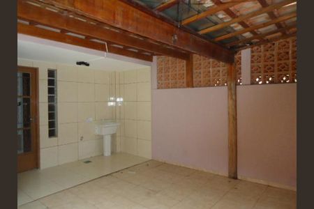 12_photo/94dce1339d.0176ad22bcbf6d3f-ATLAS-d79dc110-fd4f-412f-9374-83bf95da4f39.jpg de casa à venda com 1 quarto, 121m² em Pilarzinho, Curitiba