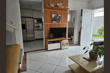 8_photo/94dce133c1.11090614a7efe412-ATLAS-5a7d82e9-c19e-4365-947b-cd73f66b682e.jpg de casa à venda com 3 quartos, 98m² em Pilarzinho, Curitiba