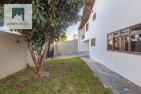 10_photo/94dce1341b.a944a7ef88bd55c6-ATLAS-6ef6a226-e206-479d-9062-55db98f4399f.jpg de casa à venda com 3 quartos, 273m² em Pilarzinho, Curitiba