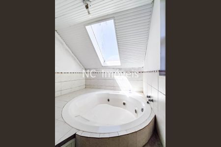 35_photo/94dce135b5.d9f076d2edbf9077-ATLAS-590a7e05-e51f-4ddb-a863-1aaebef1f867.jpg de casa à venda com 0 quarto, 274m² em Pilarzinho, Curitiba