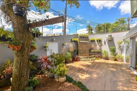 2_photo/94dce1360b.a435f80499c70eae-ATLAS-7659a0bf-df1b-4720-b736-cffc8cc44f84.jpg de casa à venda com 3 quartos, 220m² em Pilarzinho, Curitiba