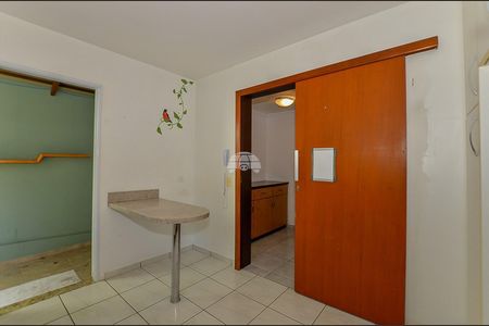 7_photo/94dce1362b.1c5845dead7872b3-ATLAS-2e3494cf-cd48-46aa-845c-cb3caeaf20bc.jpg de casa à venda com 4 quartos, 260m² em Pilarzinho, Curitiba