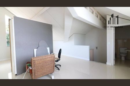 10_photo/94dce13707.1aa5b8f538f3adaf-ATLAS-1f285f0a-7a2c-4fc9-b653-e4fb93f34883.jpg de casa à venda com 3 quartos, 214m² em Pilarzinho, Curitiba