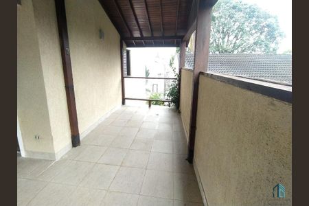 6_photo/94dce1372b.2f15d505e37c7ac5-ATLAS-638dfd48-247a-4ec8-9bb5-8b491a38952d.jpg de casa à venda com 5 quartos, 233m² em Pilarzinho, Curitiba