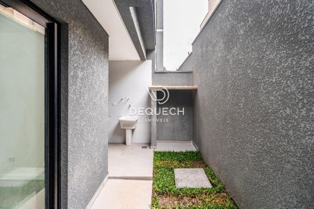 5_photo/94dce137c5.7635d1e09af084fb-ATLAS-2c519059-9b03-4f59-9425-2d6fa280ea22.jpg de casa à venda com 3 quartos, 112m² em Pilarzinho, Curitiba