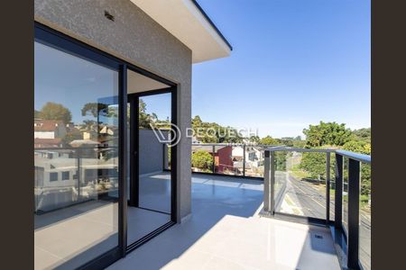 8_photo/94dce137c5.7635d1e09af084fb-ATLAS-4f2f7f50-77e3-4a65-adf2-6fa56a2ddefc.jpg de casa à venda com 3 quartos, 128m² em Pilarzinho, Curitiba