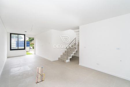 12_photo/94dce137c5.7635d1e09af084fb-ATLAS-71a60ac6-9e8e-4948-847f-0254dbb48895.jpg de casa à venda com 3 quartos, 112m² em Pilarzinho, Curitiba