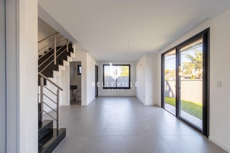 10_photo/94dce137c7.2d6d1f6b137e95d9-ATLAS-8b6066d2-07dc-423a-bdf2-3a6ec007bf45.jpg de casa à venda com 3 quartos, 128m² em Pilarzinho, Curitiba