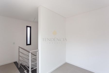 4_photo/94dce137c7.4c96f3644c329afa-ATLAS-1f11977b-4004-4e40-9c52-bdb809409f8e.jpg de casa à venda com 3 quartos, 119m² em Pilarzinho, Curitiba