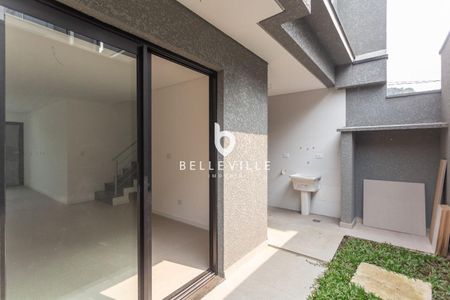 8_photo/94dce137c7.fde7eebc4a25e192-ATLAS-e2df73ec-96fe-4f38-afbd-eab6cc616926.jpg de casa à venda com 3 quartos, 110m² em Pilarzinho, Curitiba