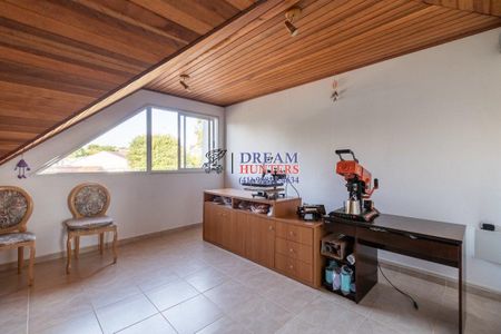 3_photo/94dce137cb.d6f7e7e263c7d5b5-ATLAS-5dcebd94-c1f0-4318-9b5d-dce61164ad6f.jpg de casa à venda com 3 quartos, 185m² em Pilarzinho, Curitiba