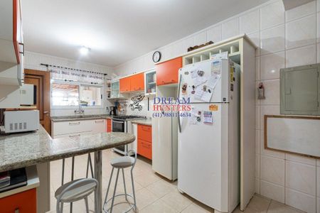 8_photo/94dce137cb.d6f7e7e263c7d5b5-ATLAS-b9ca964b-2283-42e2-a3c6-c5e9a2d60f02.jpg de casa à venda com 3 quartos, 185m² em Pilarzinho, Curitiba