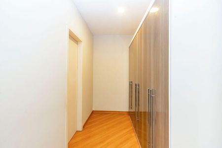 20_photo/94dce1398d.d5a0f355ba531730-ATLAS-318d0b4f-5196-40cd-9300-66bdbbb374fb.jpg de casa à venda com 3 quartos, 187m² em Pilarzinho, Curitiba