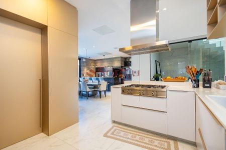 5_photo/94dce139b7.e76918363a542565-ATLAS-5948d3fa-e2f5-40d1-8009-66eaa3d5f7fe.jpg de casa à venda com 3 quartos, 500m² em Pilarzinho, Curitiba