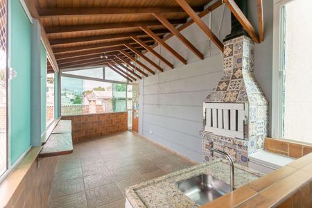 34_photo/94dce139f1.99fa673d506c3847-ATLAS-6d26e194-31c2-4ea6-b3a7-ce319936e6bd.jpg de casa à venda com 3 quartos, 98m² em Pilarzinho, Curitiba