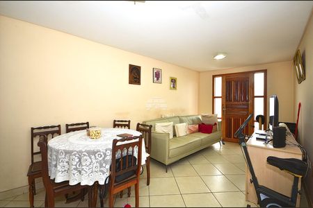 5_photo/94dce13af1.c5faebd811c60f32-ATLAS-214e6be4-e82a-403a-a86b-3a31614e8d80.jpg de casa à venda com 3 quartos, 103m² em Pilarzinho, Curitiba